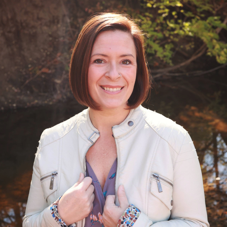 Herron School of Art and Design Associate Professor of Art Therapy Eileen Misluk